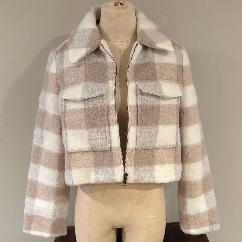 NWT BANANA REPUBLIC PLAID BOUCLE CROPPED JACKET SIZE S PETITE - Picture 3 of 12
